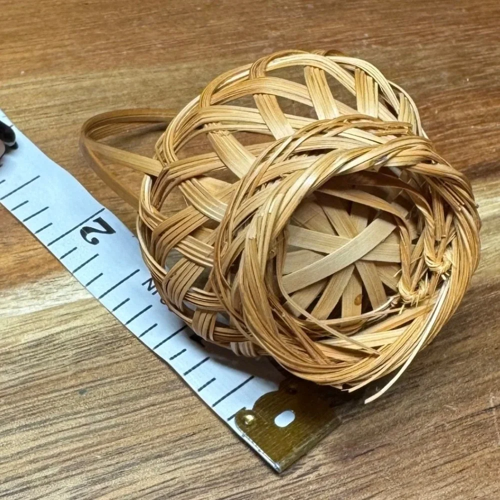 Miniature Woven Wicker Basket with Handle Natural Wood Tiny Dollhouse Decor 2in